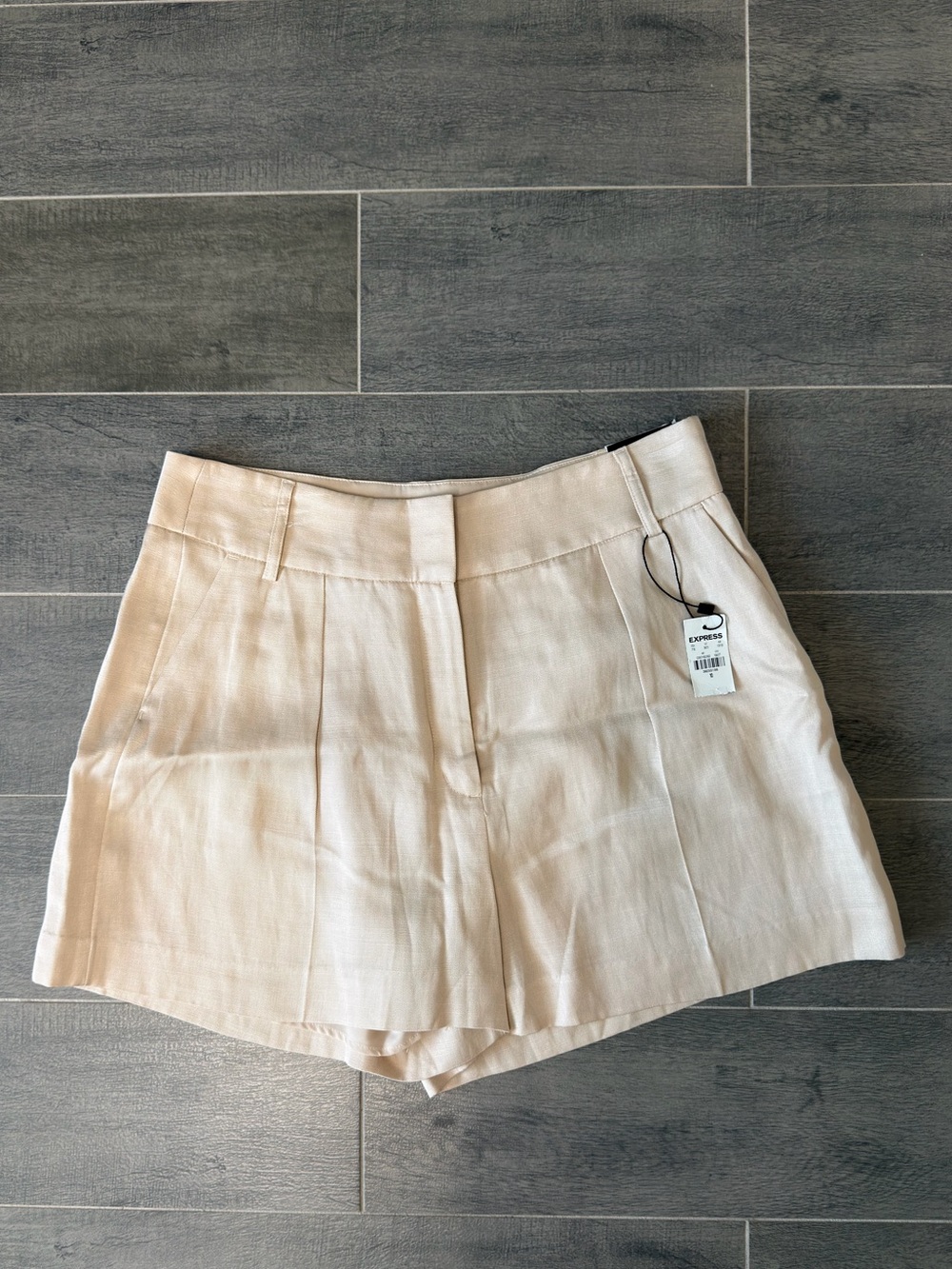 Express High-Waist Cream Linen-Blend Women’s Shorts